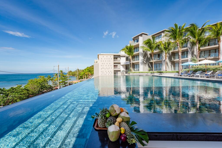 Sport & Beauty 2, Oceanfront Beach Resort, Phuket Island