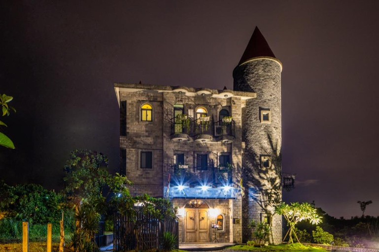 Exterior & Views, Zum Adler Castle B&B, Yilan