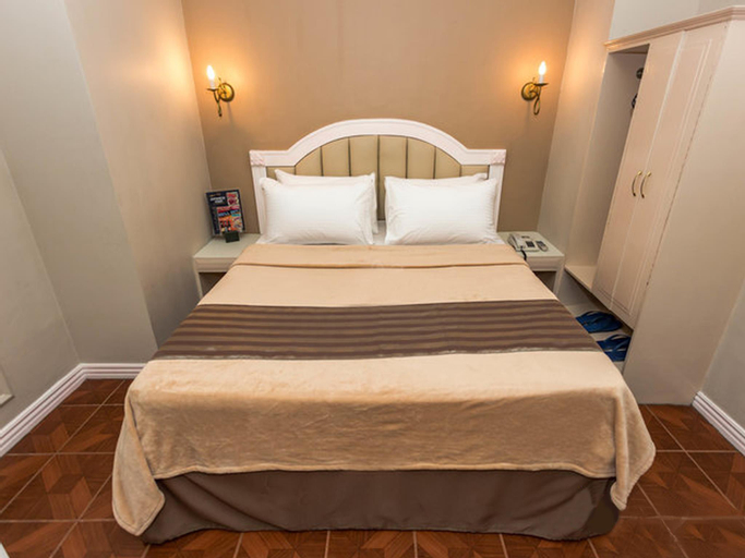 Urban Travellers Hotel, Pasay City