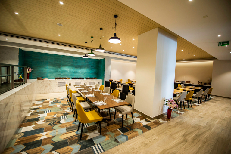 Food & Drinks 4, La Vie Gardens Hotel Apartments, Dubai