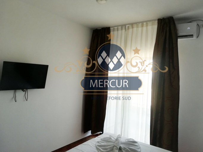 Bedroom, Hotel Mercur, Tuzla