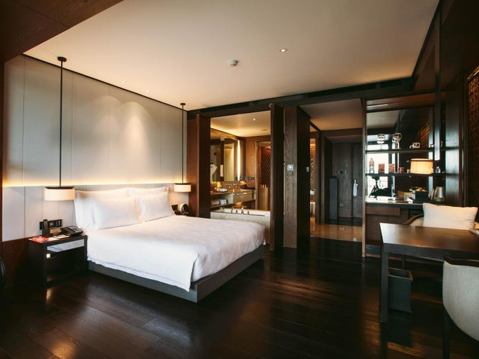 Bedroom 3, The OCT Harbour Shenzhen - Marriott Executive APT, Shenzhen