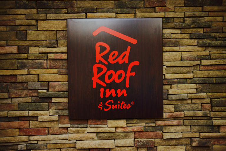 Public Area 2, Red Roof Inn & Suites Commerce - Athens, Banks
