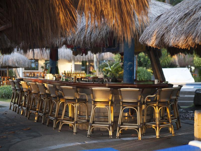 Food & Drinks 5, Pura Vida Beach and Dive Resort, Dauin