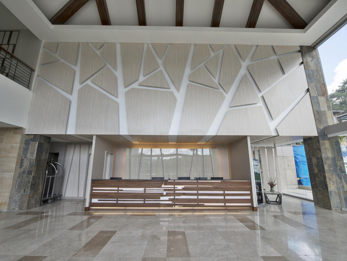 Public Area 2, Newtown Plaza Hotel, Baguio City