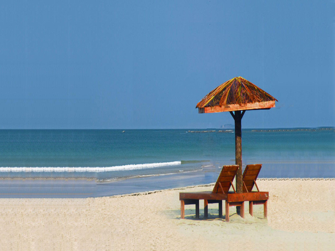 Exterior & Views, Central Hotel Ngwe Saung, Bassein