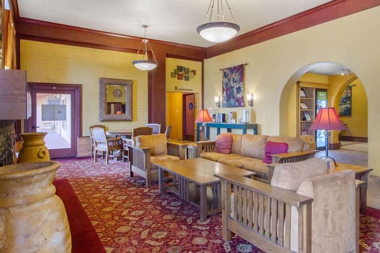 Public Area 2, Inn Marin and Suites, an Ascend Collection Hotel, Marin