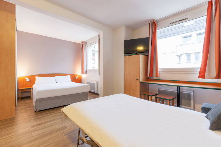 Bedroom 2, City Residence Strasbourg Access, Bas-Rhin