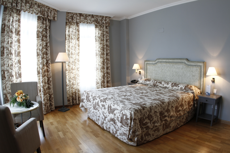 Bedroom 3, Balneario de Mondariz, Pontevedra