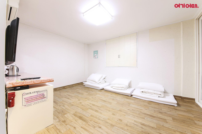 Bedroom 3, Good Dream Mini Hotel, Gyeongju