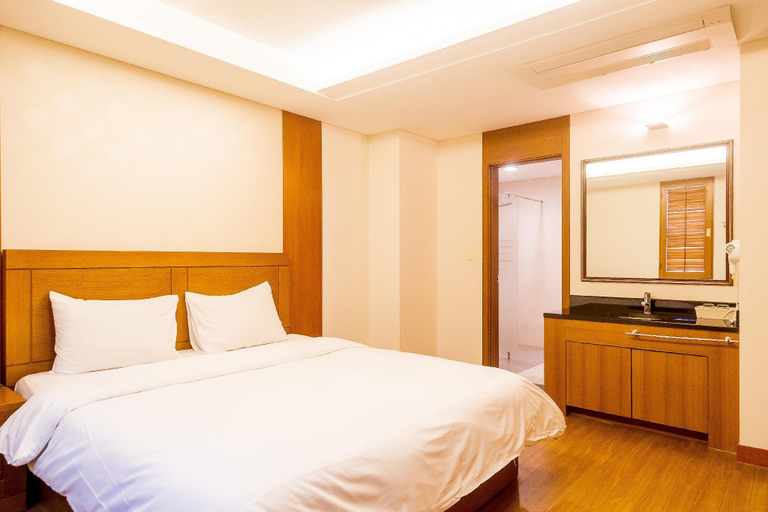 Bedroom 4, Amber City Hotel, Jeju