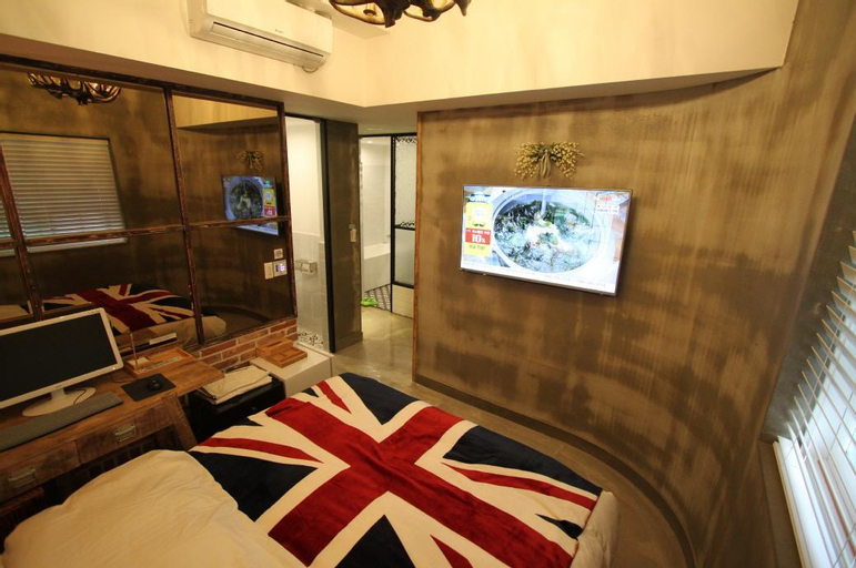 Sport & Beauty 4, The First Snow Hotel, Buk