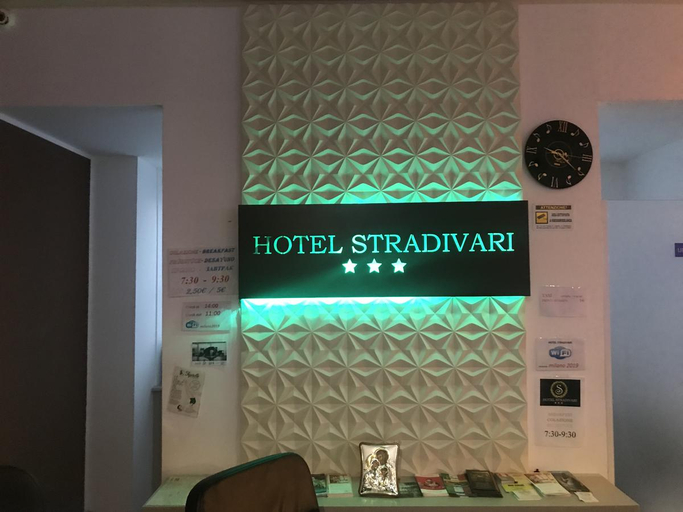 Public Area 2, Hotel Stradivari, Milano