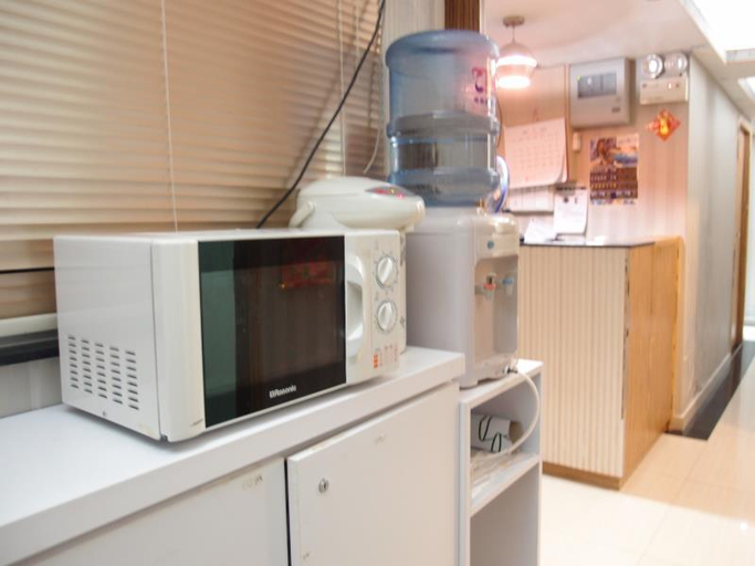 Bedroom 5, Jinhai Hotel, Kowloon