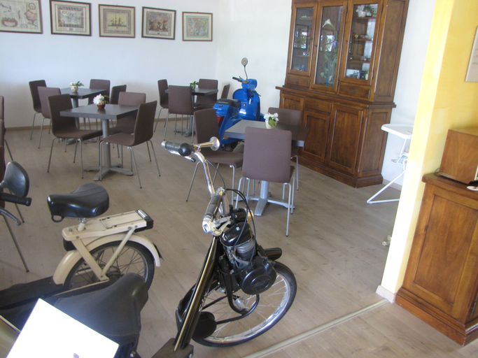 Public Area, Villa Alkea, Verona