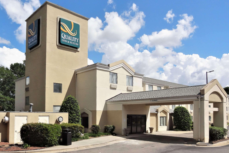 Quality Inn & Suites Raleigh North, Wake