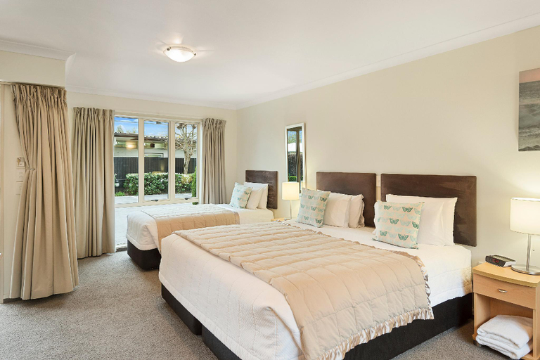 Bedroom 3, Colombo in the City, Christchurch