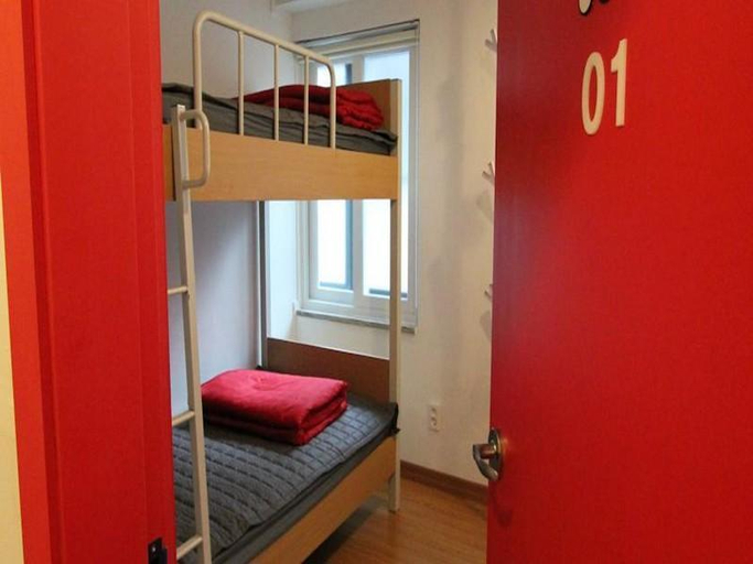 Bedroom 3, B my guesthouse - Hostel, Jung