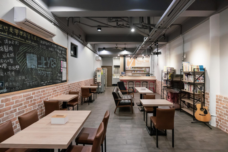 Food & Drinks 4, Taipei Yes Hostel, New Taipei City