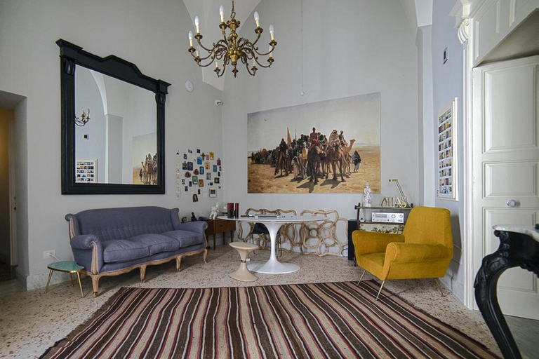 Public Area, Palazzo Flora, Lecce