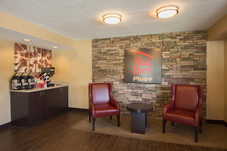 Public Area 5, Red Roof PLUS+ Chicago - Willowbrook, Dupage