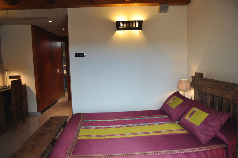 Bedroom 3, Hotel Historic, Girona