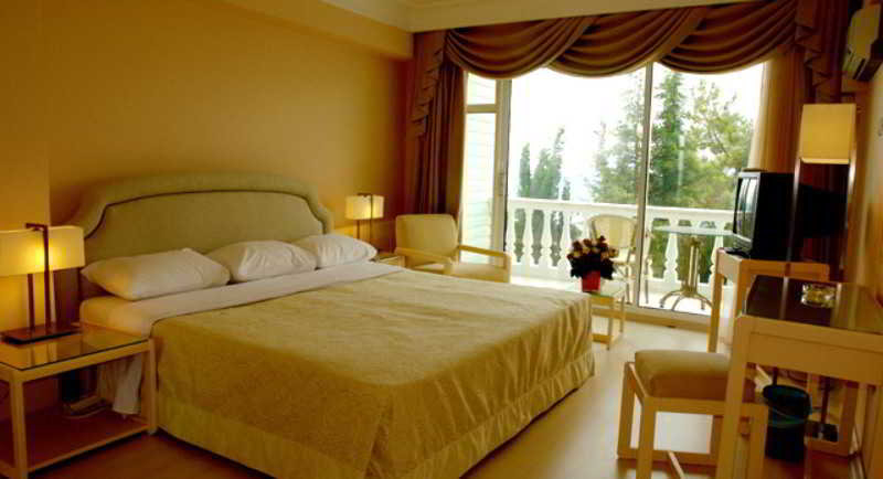 Bedroom 2, Kismet Hotel, Kuşadası