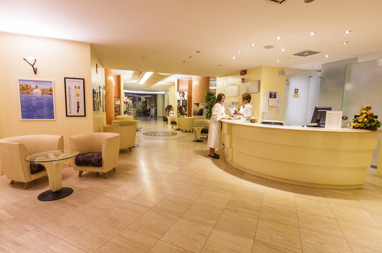 Public Area 5, Grand Hotel Delle Terme Re Ferdinando, Napoli