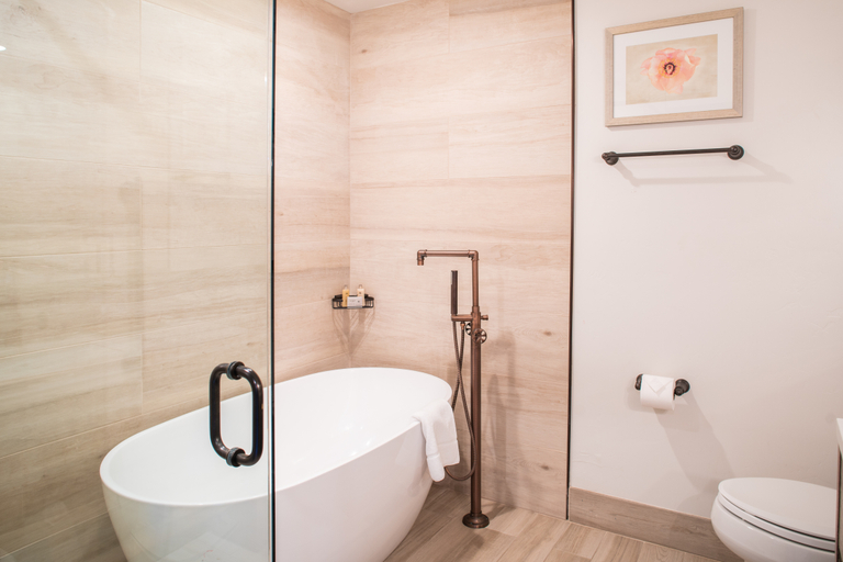 Bathroom 4, Cliffrose Springdale, Curio Collection by Hilton, Washington