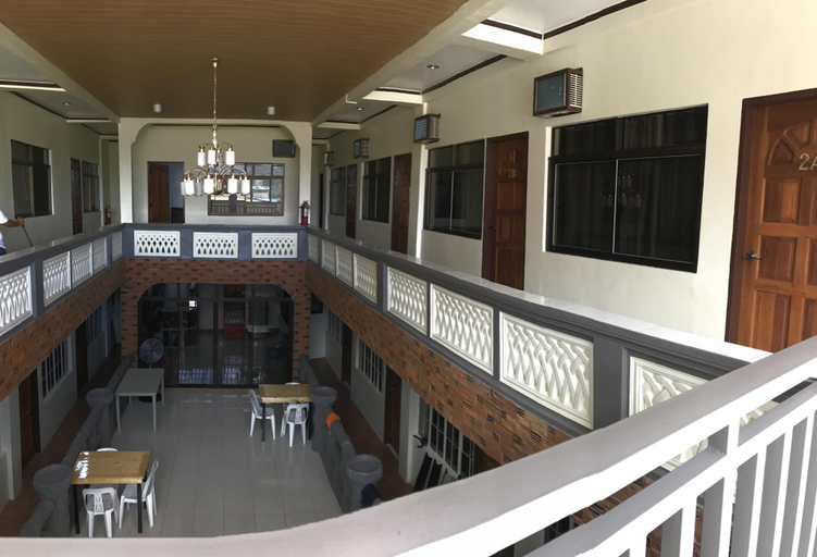 Public Area, Macky's Hidden Inn, Coron
