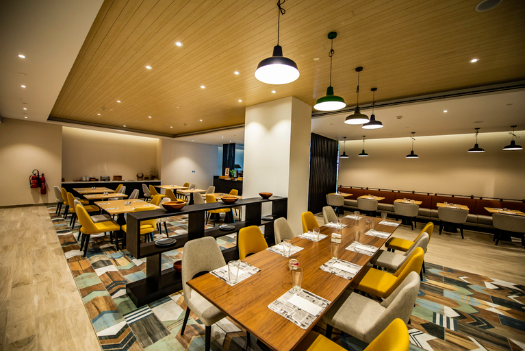 Food & Drinks 3, La Vie Gardens Hotel Apartments, Dubai