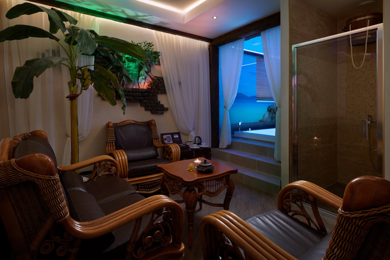 Public Area 3, Honour and Grace Hotel, Karlovy Vary