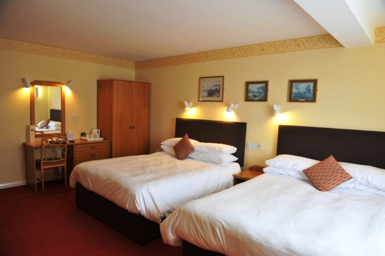 Bedroom 3, Cooden Beach Hotel, East Sussex