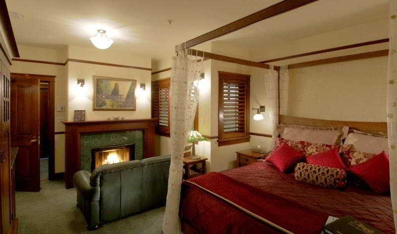 Bedroom 5, Abigails Hotel, Capital