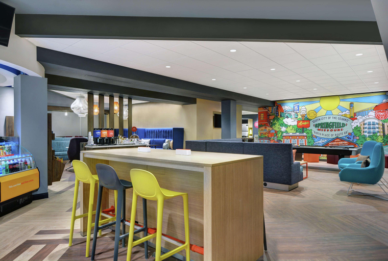 Public Area 2, Tru by Hilton Springfield Downtown, Greene