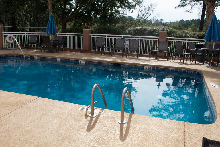 Sport & Beauty, Okatie Hilton Head Hotel, Beaufort