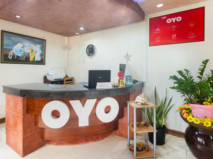 Public Area 2, OYO 426 Coco Grove Tourist Inn, Dauis