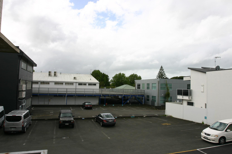 Public Area 5, Backpackers Central Hamilton, Hamilton