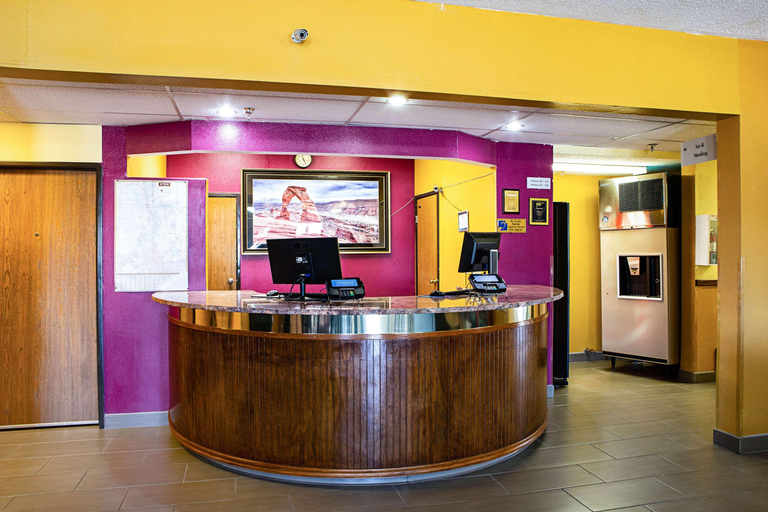 Public Area 2, Rodeway Inn & Suites Monticello, San Juan