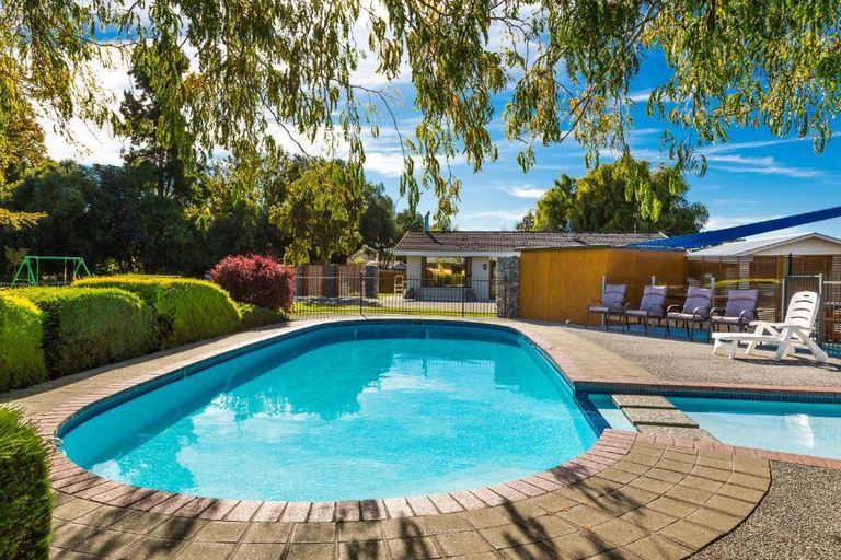 Sport & Beauty, Cherylea Motel, Marlborough