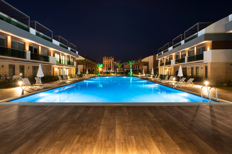 Veranda Beach Suites, Merkez