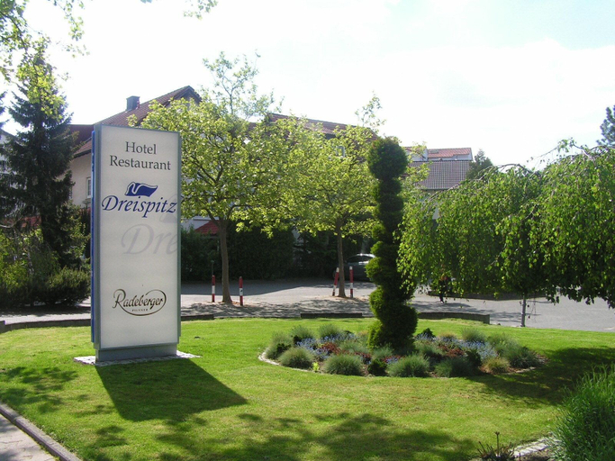 Others 5, Hotel Dreispitz, Main-Taunus-Kreis