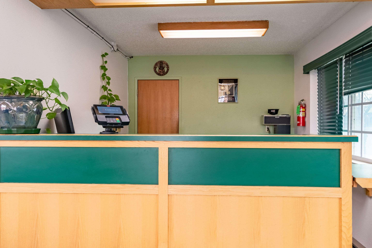 Public Area 2, High Desert Inn, Crook