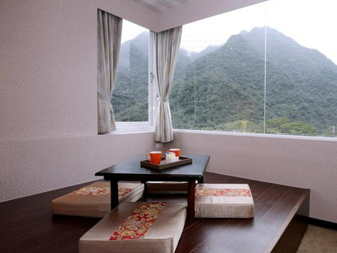 Bedroom 3, Courier Station, New Taipei City