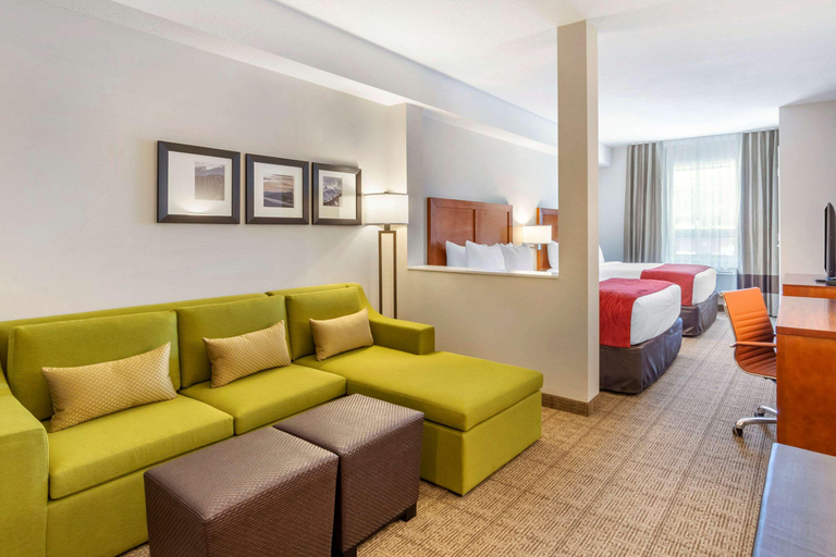 Public Area 2, Comfort Inn & Suites Valemount - Highway 97, Fraser-Fort George