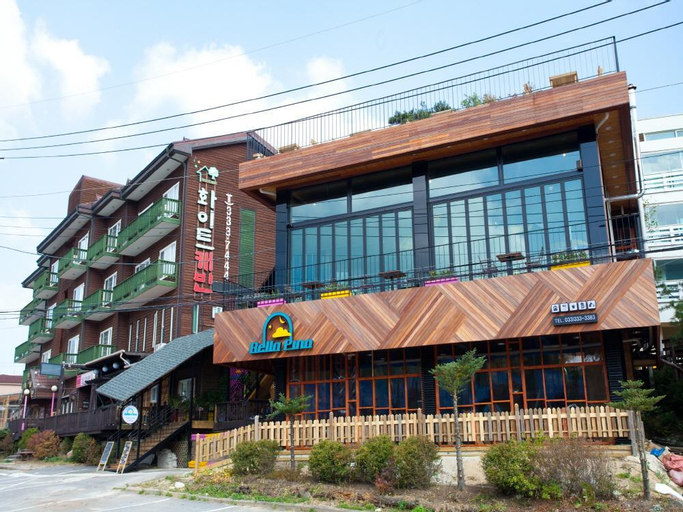 Goodstay White Cabin Pension, Pyeongchang
