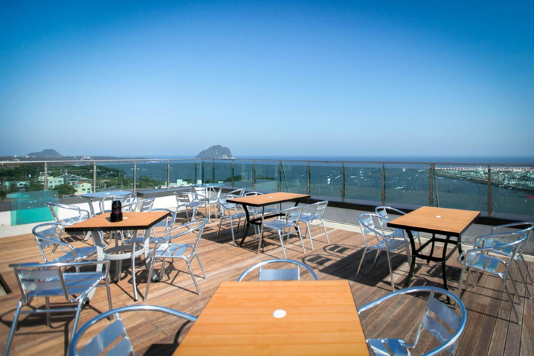 Food & Drinks 4, Eins Hotel, Seogwipo