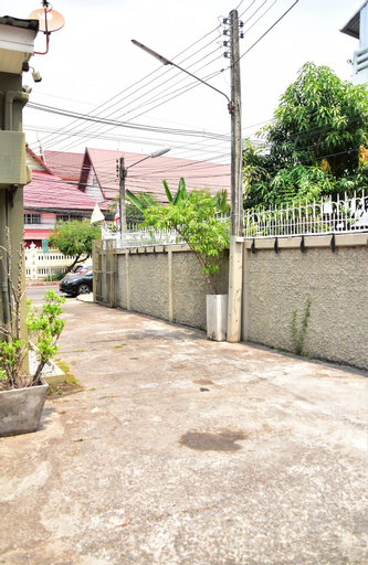 Baan Rare Guesthouse, Muang Udon Thani