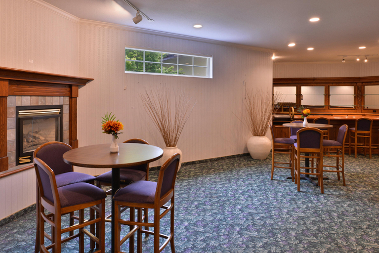 Others 4, Hotel Arcata, Humboldt
