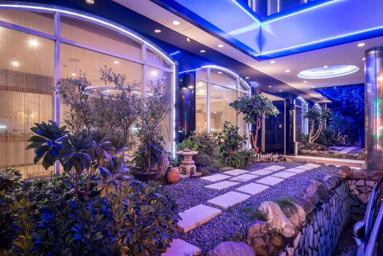Exterior & Views 2, Golden Phoenix Hotel, Kaohsiung